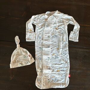 Magnetic Me infant gown and coordinating hat in “welcome wagon” print